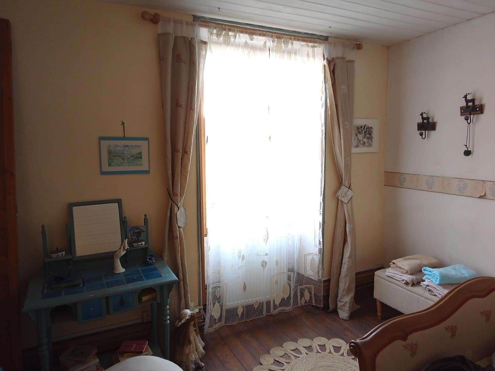 La Grille Fleurie, Chambres D'Hote Chez L'Habitant Arthonnay Buitenkant foto